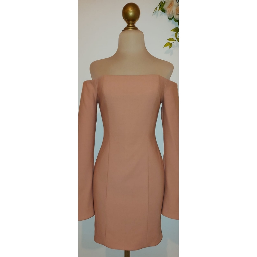 Cinq à Sept Women's Off-The-Shoulder Flare Sleeve Dress